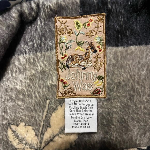 Johnny Was Black Gray Floral travel blanket - Picture 4 of 6